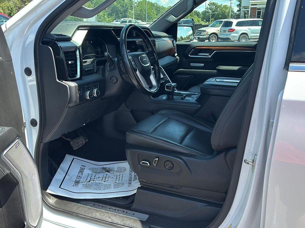 used 2022 GMC Sierra 1500 car, priced at $44,995