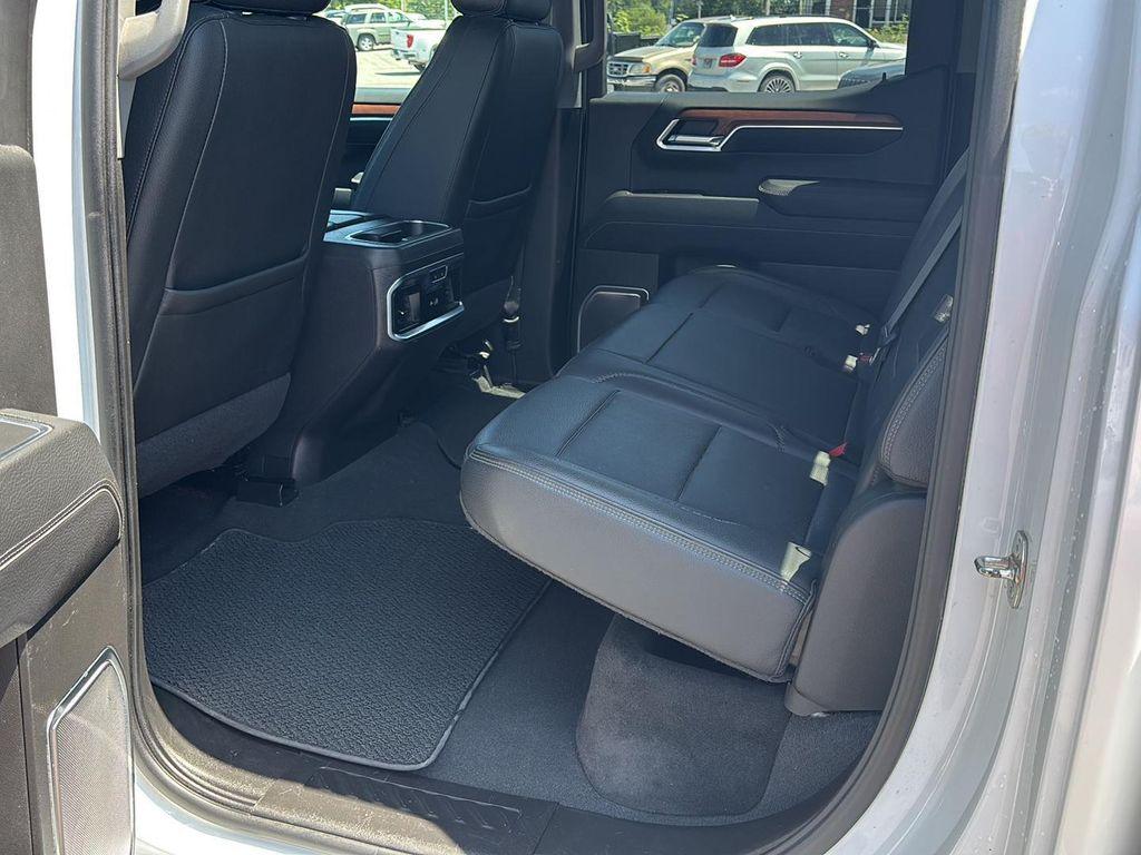 used 2022 GMC Sierra 1500 car, priced at $44,995