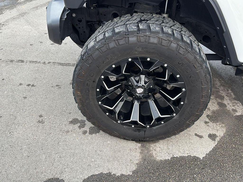 used 2022 Jeep Gladiator car, priced at $30,382