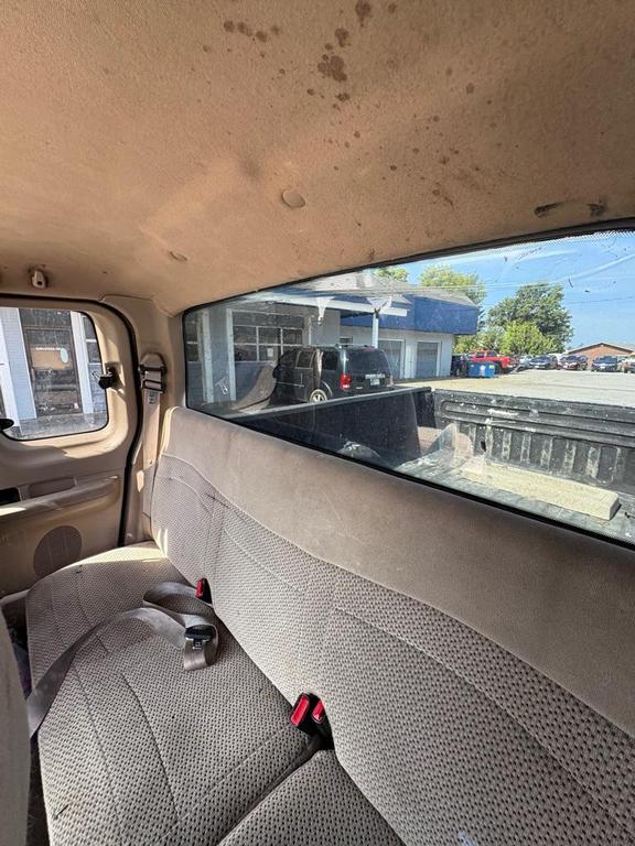 used 2000 Ford F-150 car, priced at $2,300