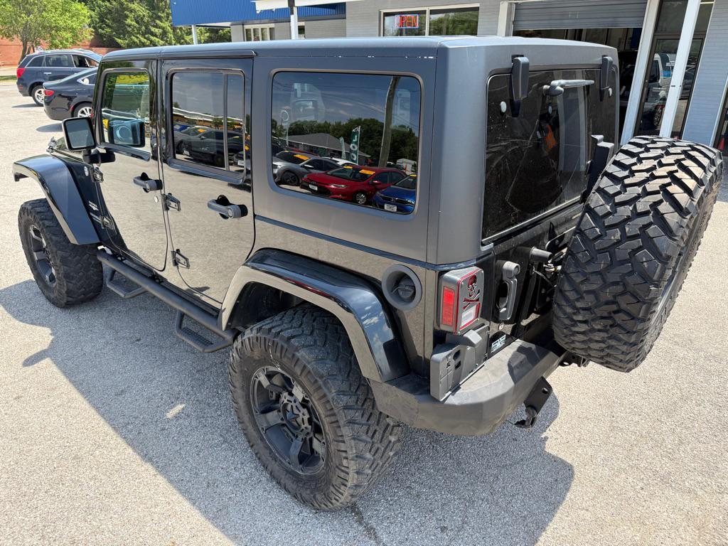 used 2015 Jeep Wrangler Unlimited car, priced at $17,350