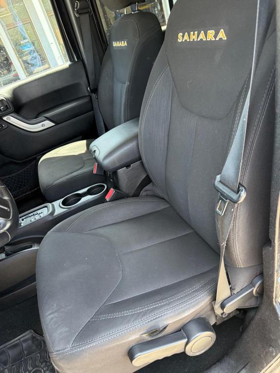 used 2015 Jeep Wrangler Unlimited car, priced at $17,350