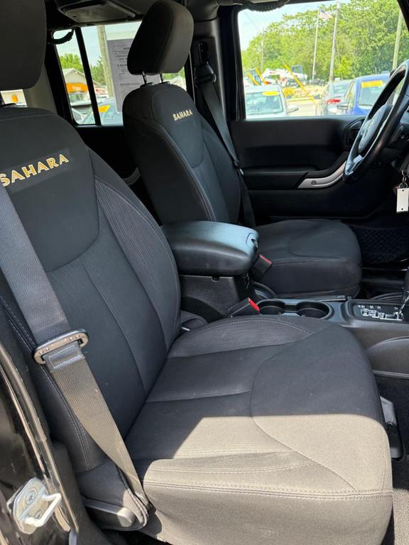 used 2015 Jeep Wrangler Unlimited car, priced at $17,350