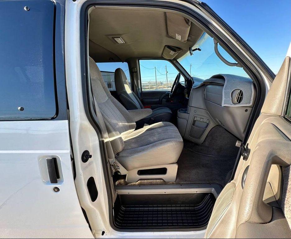 used 2000 Chevrolet Astro car, priced at $24,999