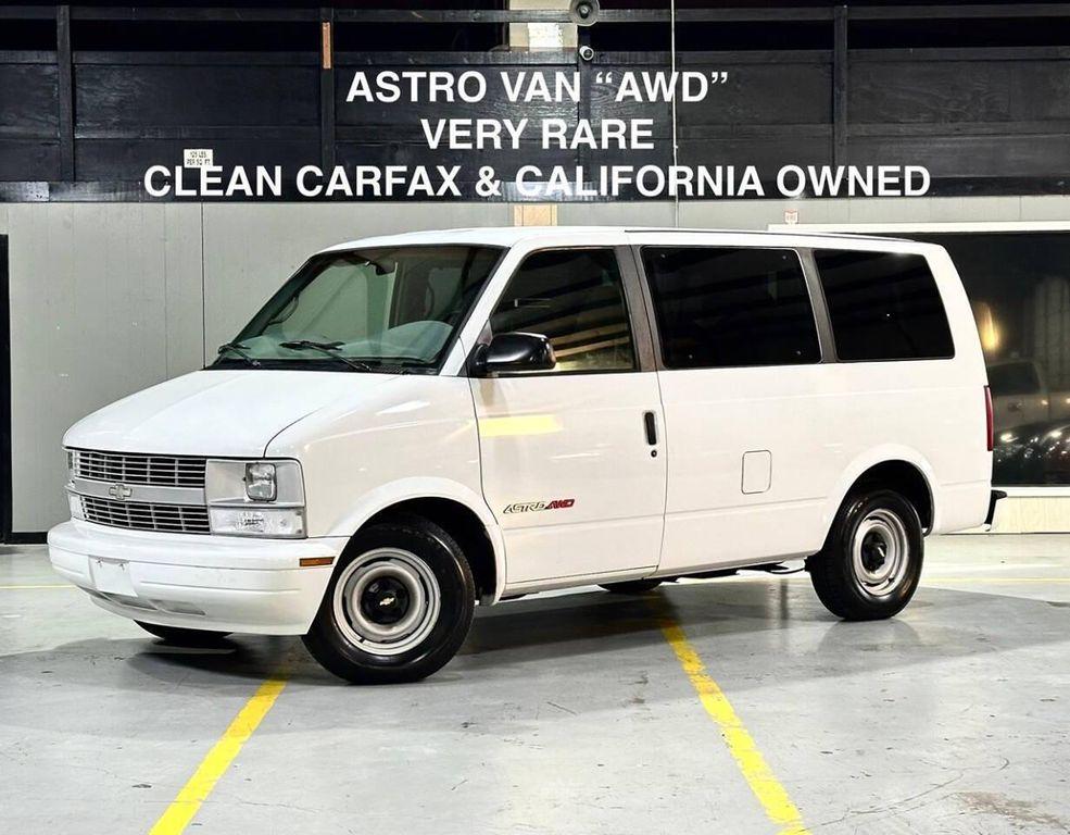 used 2000 Chevrolet Astro car, priced at $24,999