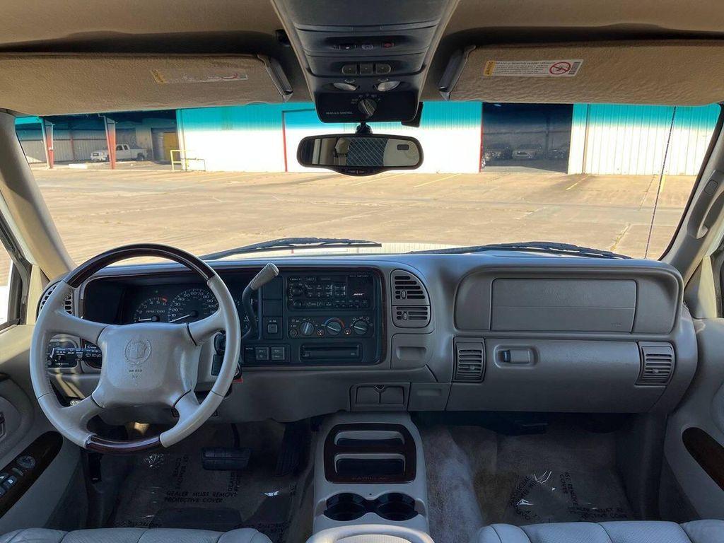used 2000 Cadillac Escalade car, priced at $24,999