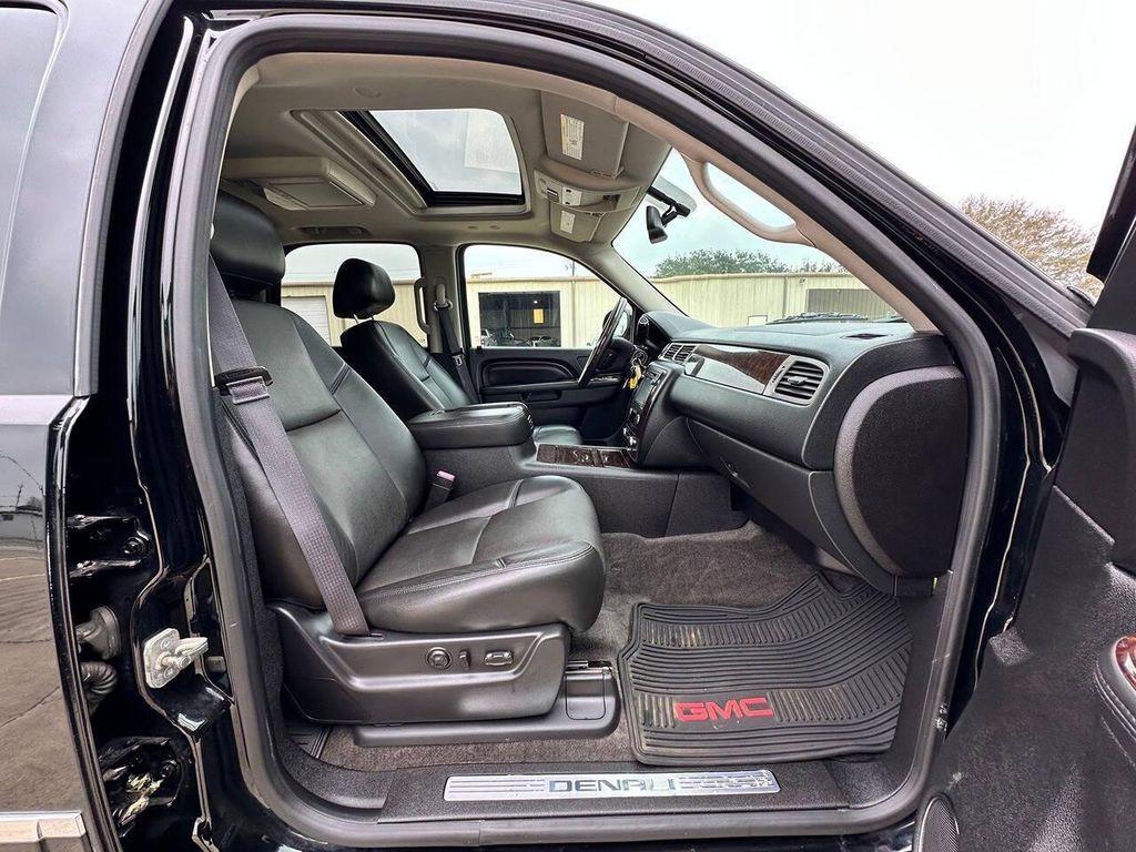 used 2013 GMC Yukon car, priced at $25,999