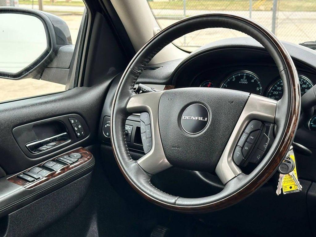 used 2013 GMC Yukon car, priced at $25,999