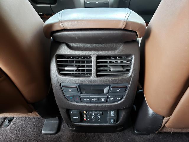 used 2017 Acura MDX car, priced at $13,888