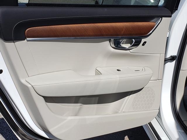 used 2020 Volvo S90 car, priced at $19,888