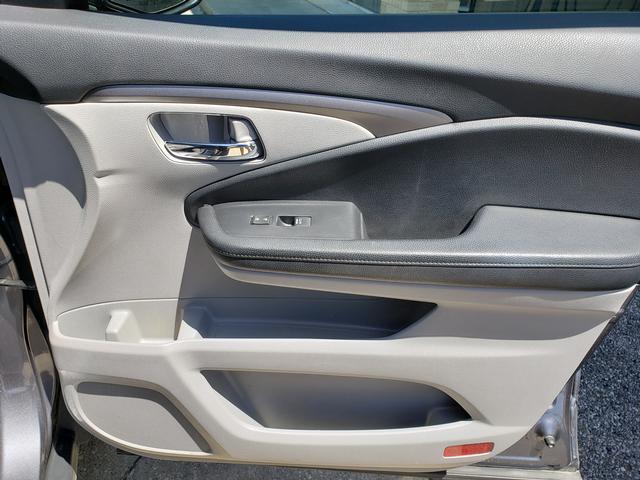 used 2019 Honda Pilot car, priced at $19,888