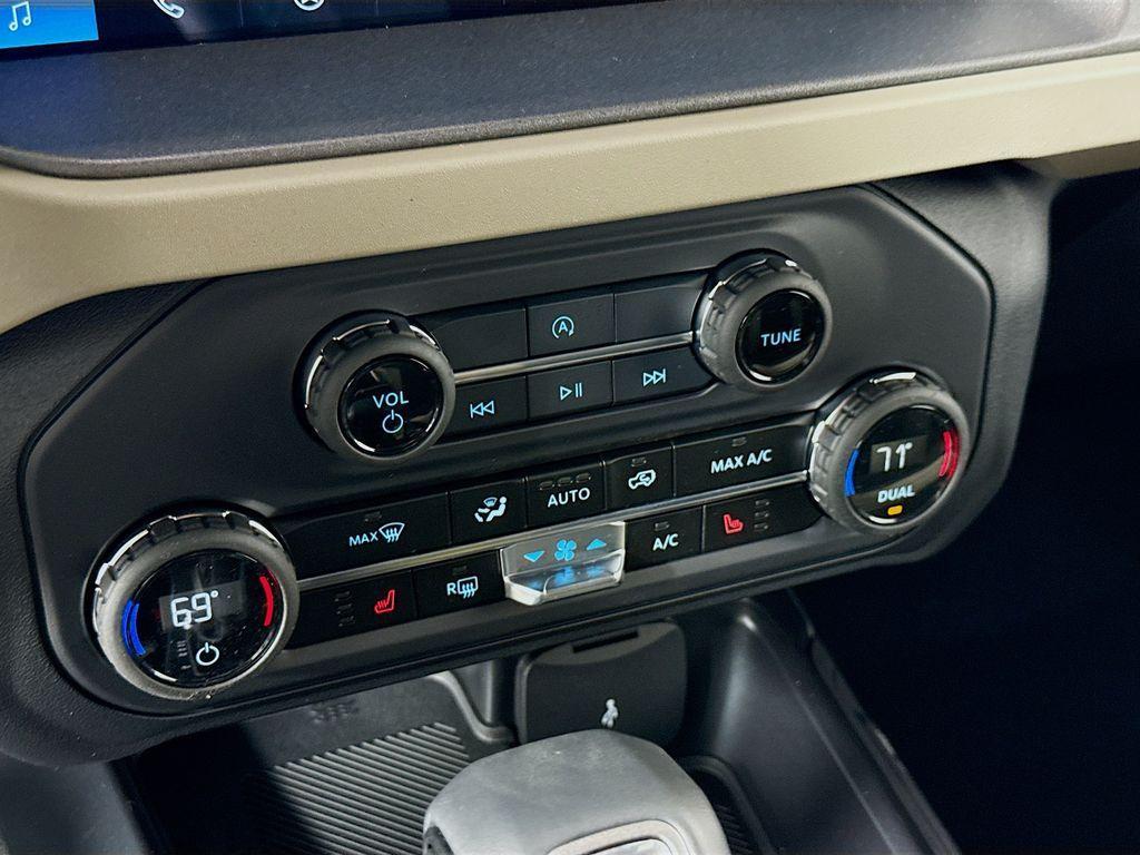 new 2025 Ford Bronco car, priced at $44,365