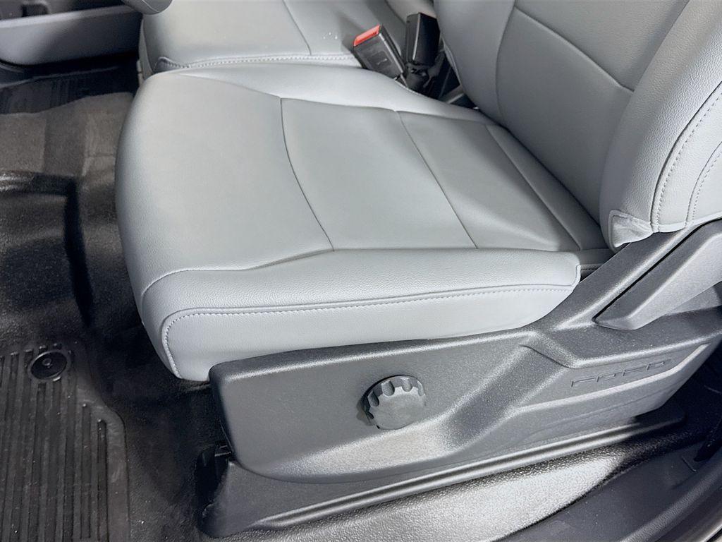 new 2025 Ford F-350 car, priced at $58,627