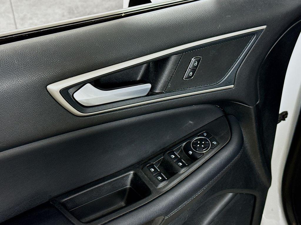 used 2024 Ford Edge car, priced at $28,250