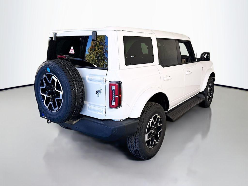 new 2025 Ford Bronco car, priced at $53,286