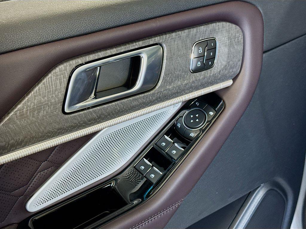 new 2026 Ford Explorer car, priced at $55,250