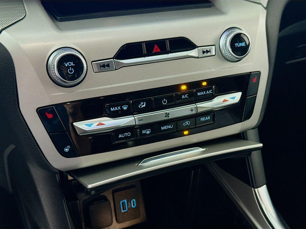 used 2023 Ford Explorer car, priced at $37,900