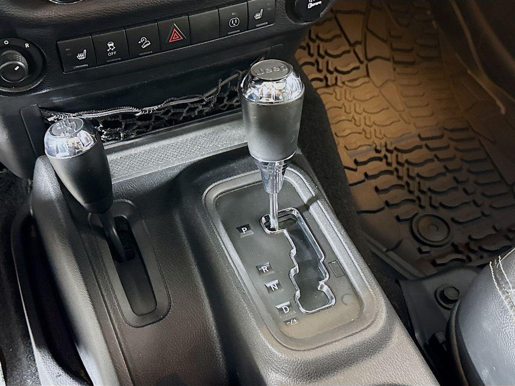 used 2014 Jeep Wrangler Unlimited car, priced at $18,987