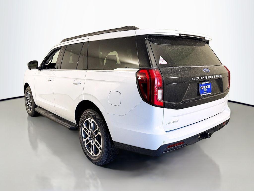 new 2026 Ford Expedition car, priced at $71,885