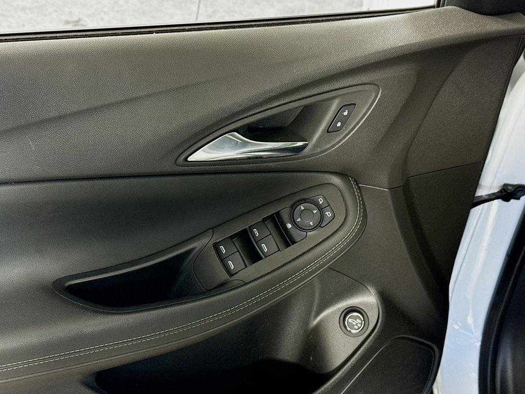 used 2023 Buick Encore GX car, priced at $21,000