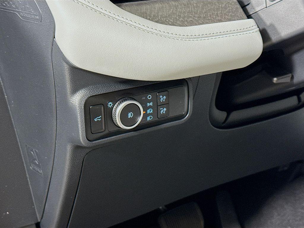 new 2026 Ford Explorer car, priced at $55,339