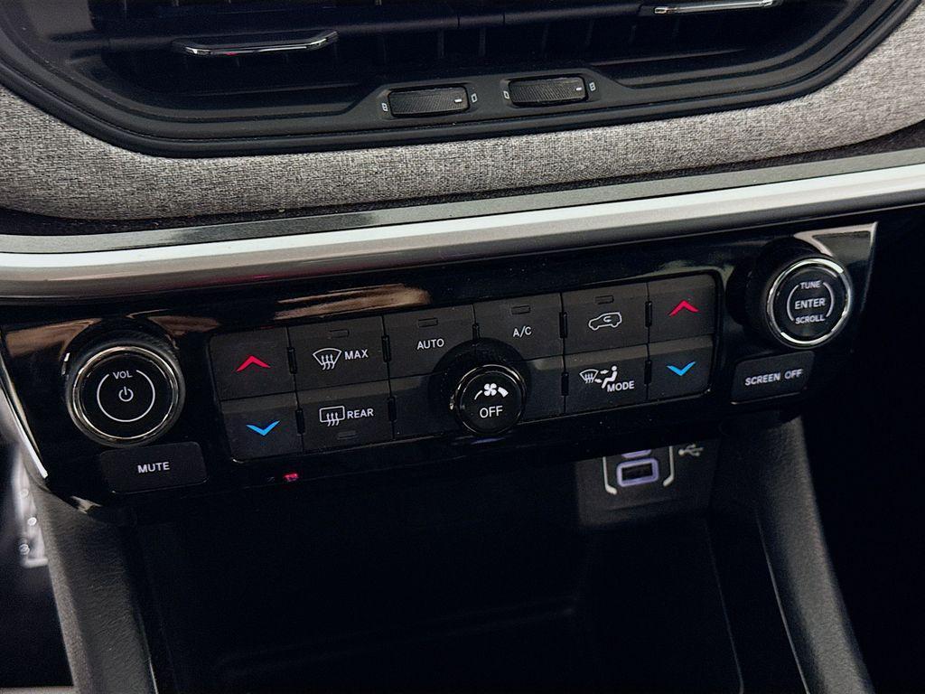 used 2022 Jeep Compass car, priced at $23,000