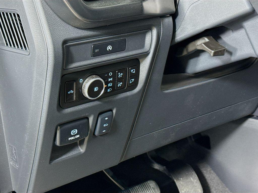 new 2025 Ford F-150 car, priced at $73,172