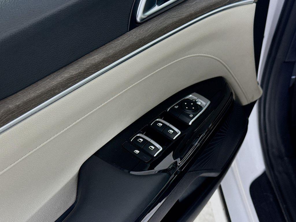 used 2021 Kia K5 car, priced at $18,500