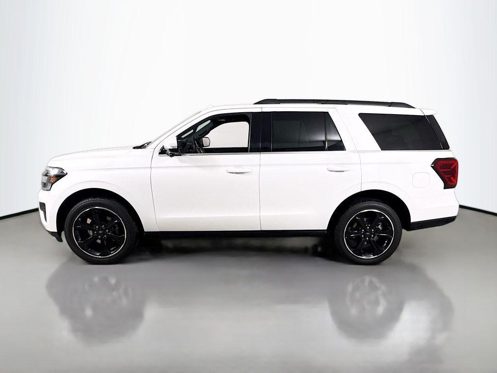 used 2024 Ford Expedition car, priced at $61,250