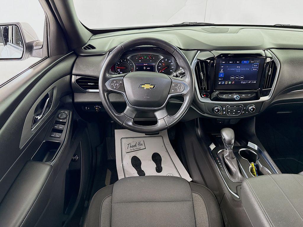 used 2022 Chevrolet Traverse car, priced at $22,987