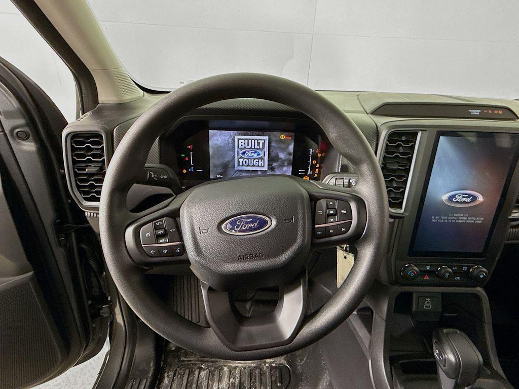 new 2025 Ford Ranger car, priced at $37,068