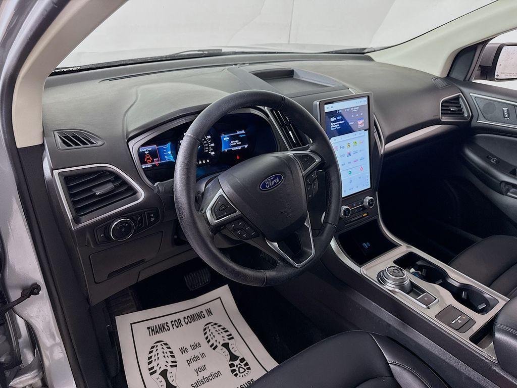 used 2024 Ford Edge car, priced at $29,000