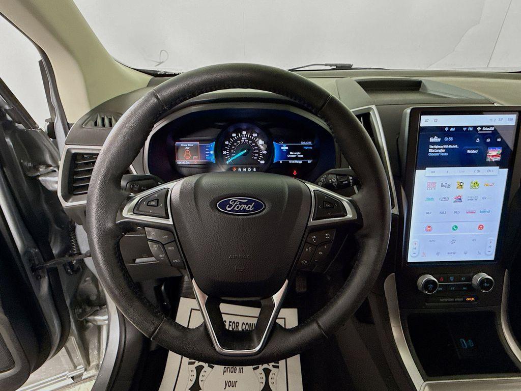 used 2024 Ford Edge car, priced at $29,000