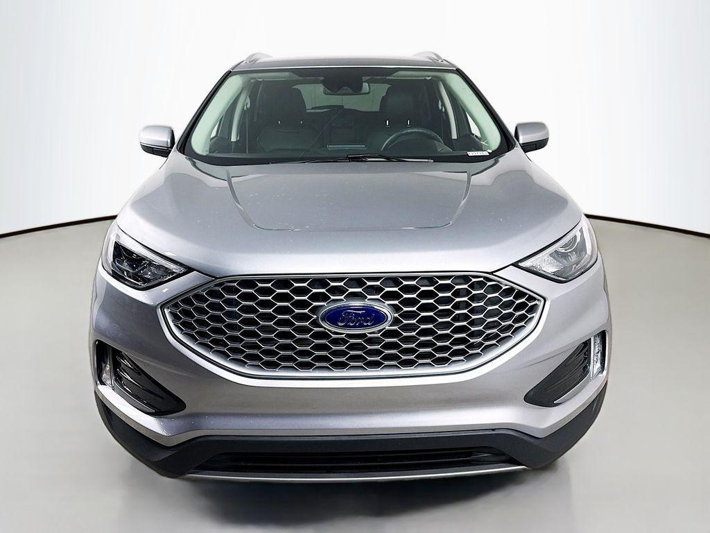 used 2024 Ford Edge car, priced at $29,000