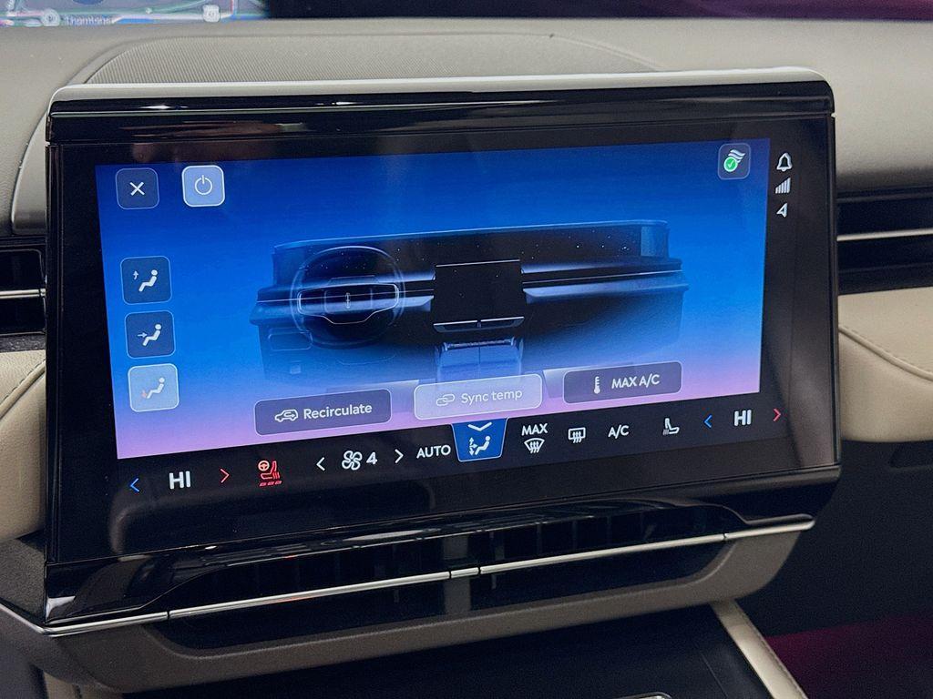 used 2024 Lincoln Nautilus car, priced at $41,391