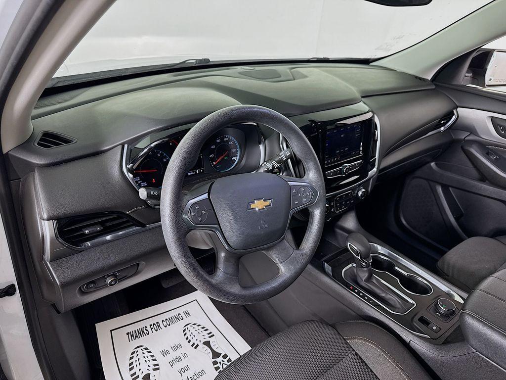 used 2021 Chevrolet Traverse car, priced at $20,000