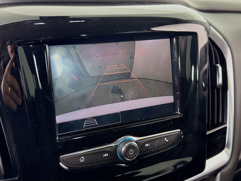 used 2021 Chevrolet Traverse car, priced at $20,000