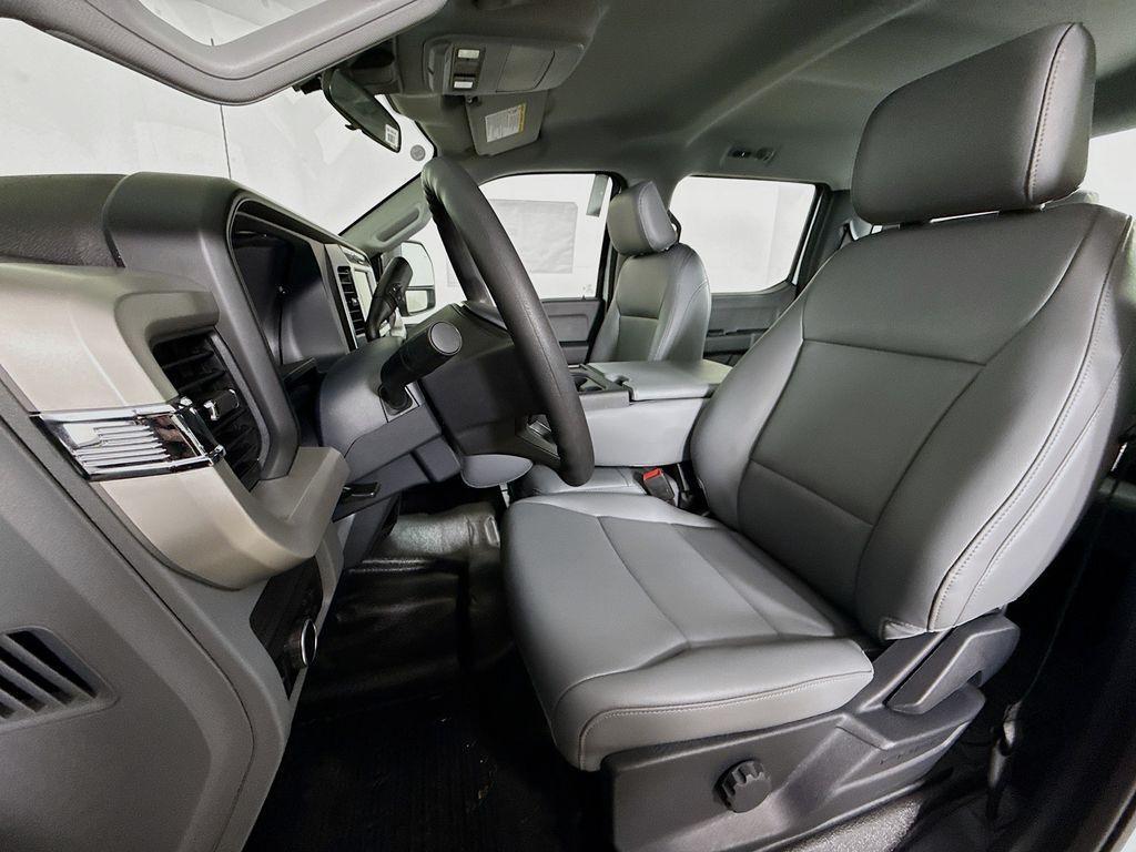 new 2025 Ford F-250 car, priced at $56,215