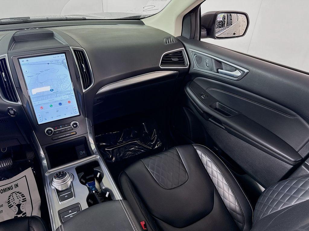 used 2024 Ford Edge car, priced at $33,980