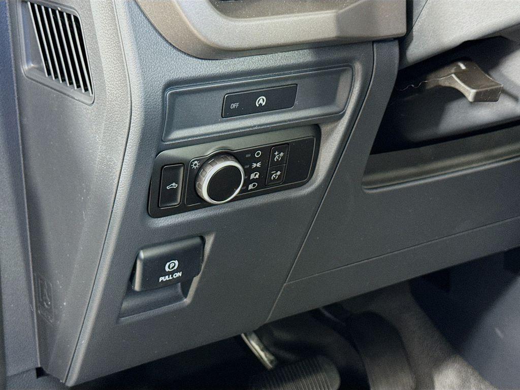 new 2025 Ford F-150 car, priced at $34,869