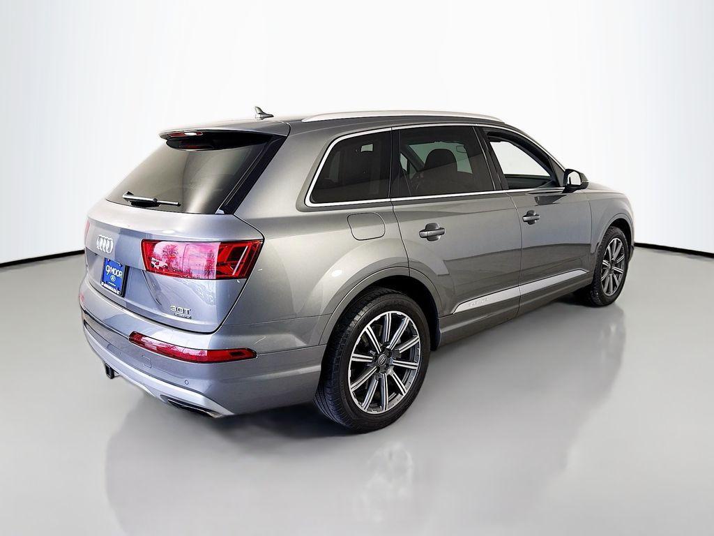 used 2017 Audi Q7 car, priced at $21,250