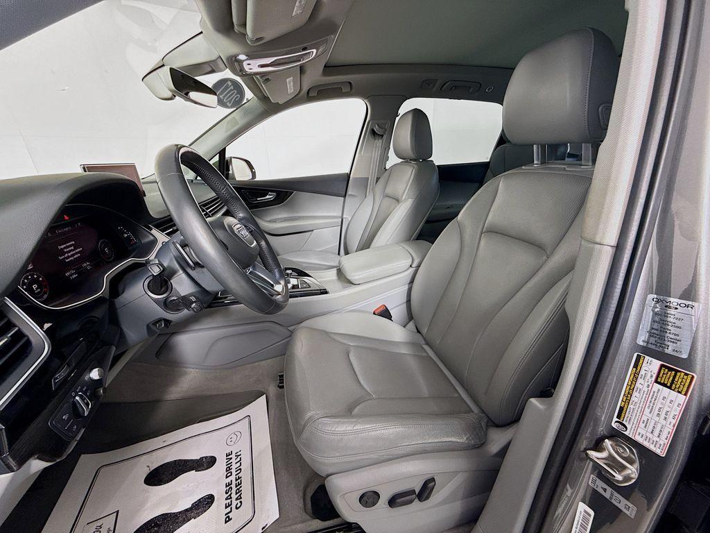 used 2017 Audi Q7 car, priced at $21,250