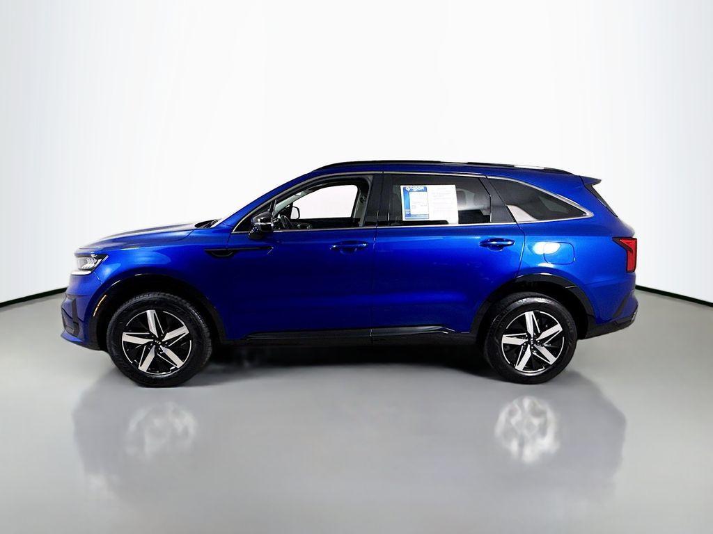 used 2021 Kia Sorento car, priced at $22,900