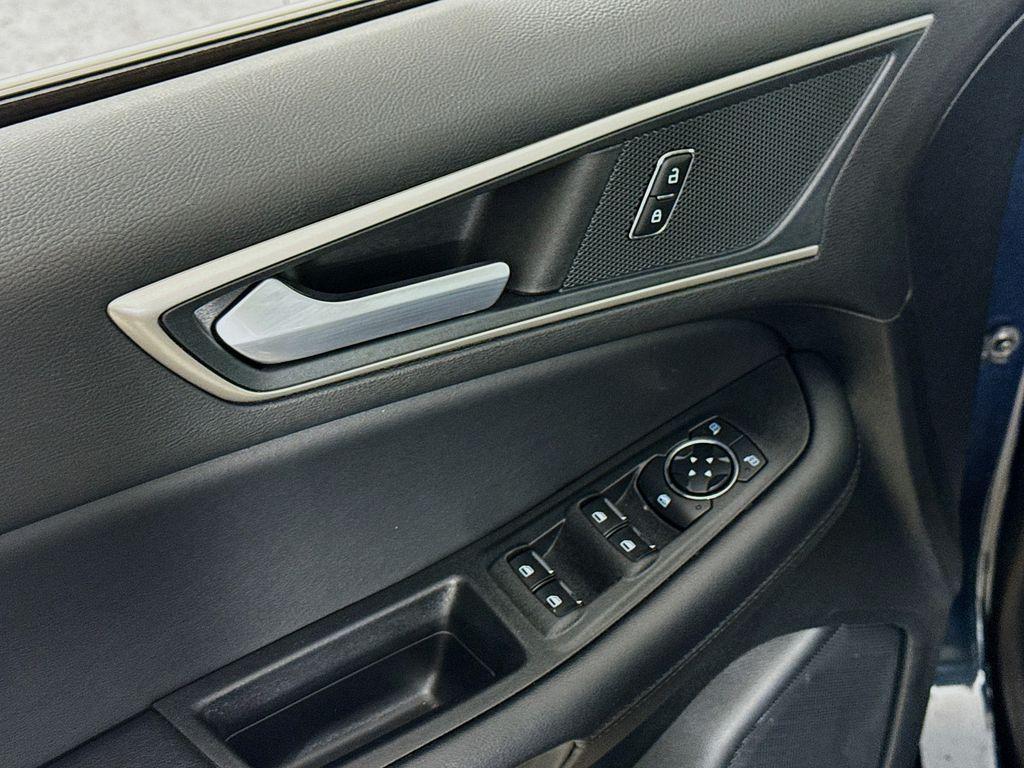 used 2024 Ford Edge car, priced at $28,250