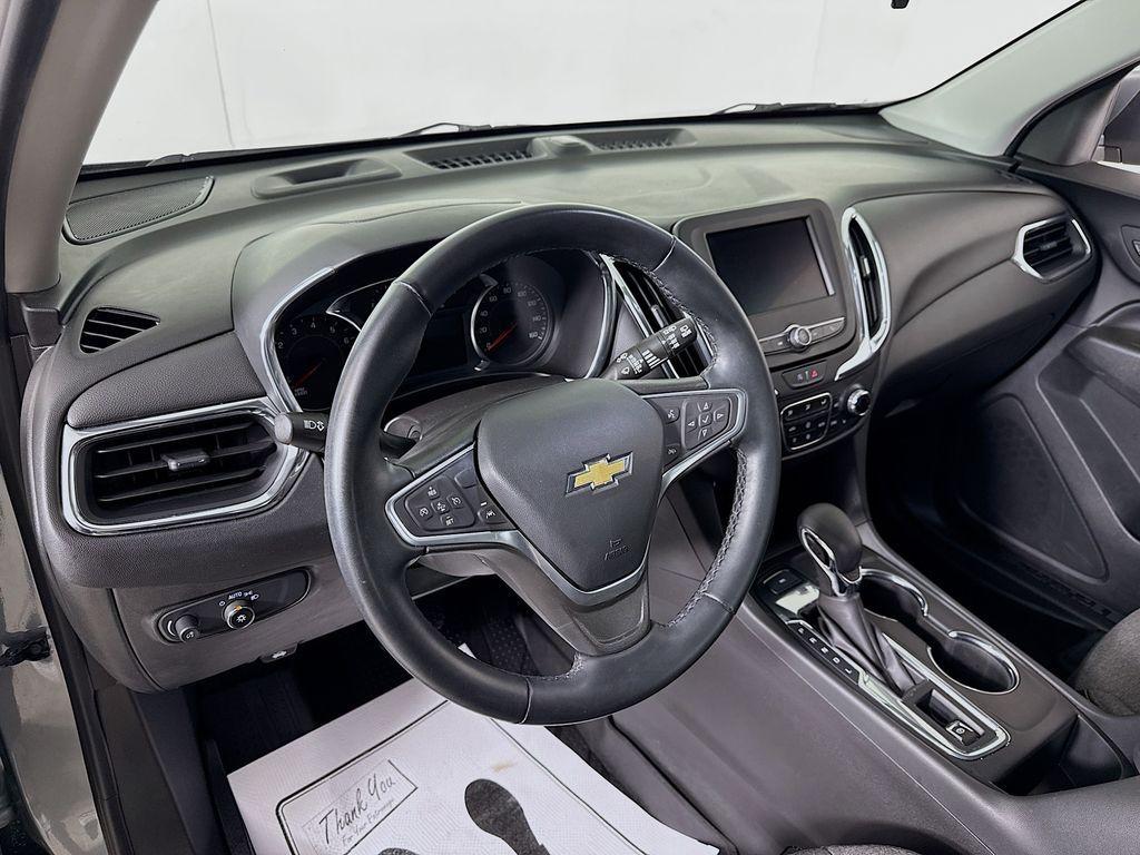 used 2023 Chevrolet Equinox car, priced at $18,989