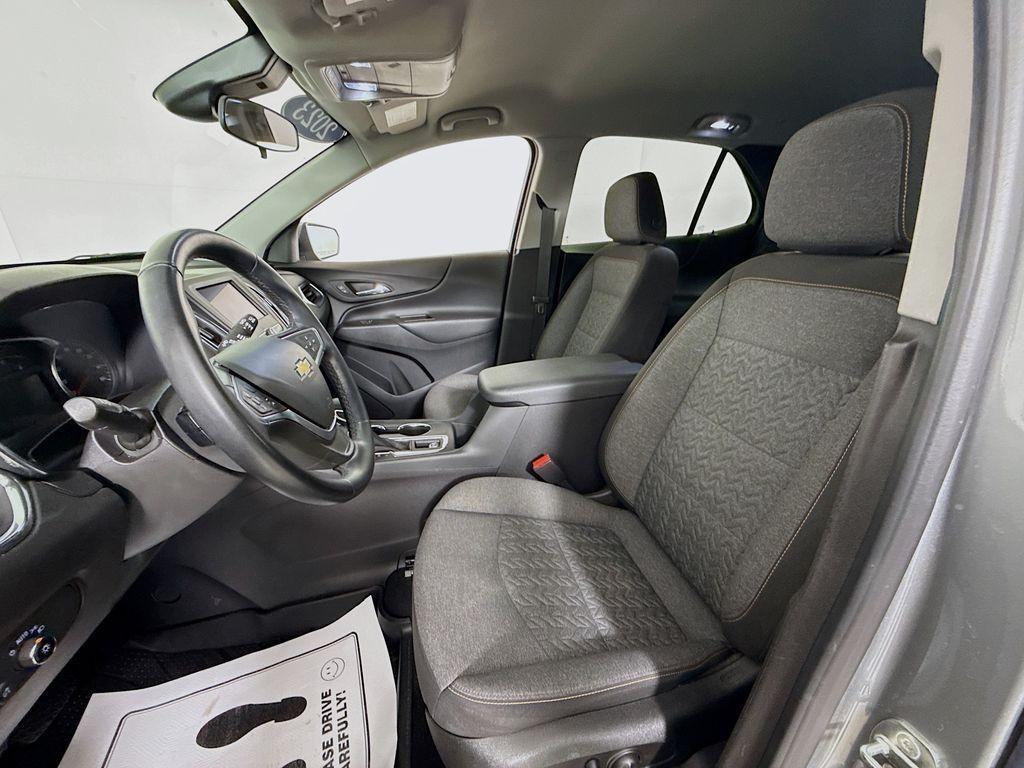 used 2023 Chevrolet Equinox car, priced at $18,989