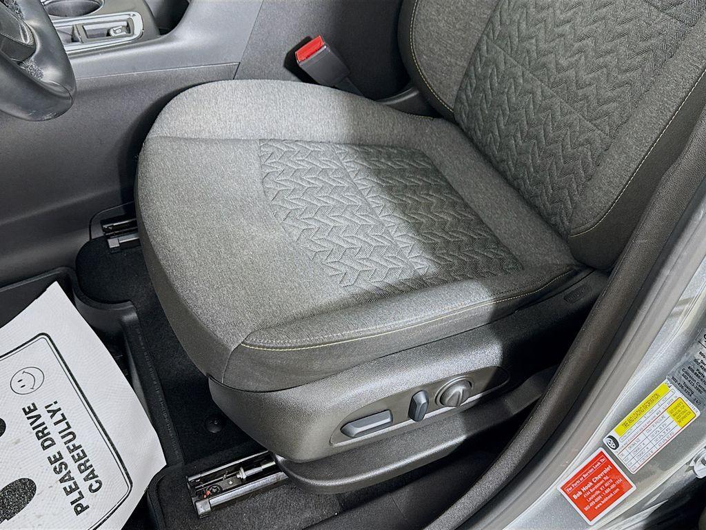 used 2023 Chevrolet Equinox car, priced at $18,989