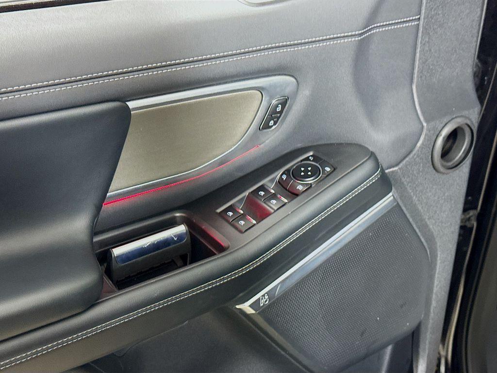 used 2025 Ford Expedition Max car, priced at $71,750