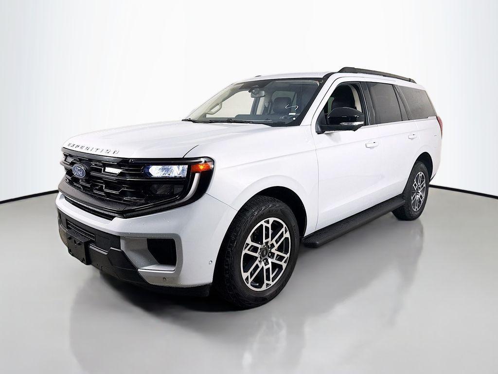 used 2025 Ford Expedition car, priced at $58,999