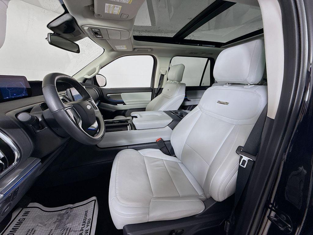 used 2025 Ford Expedition car, priced at $71,500